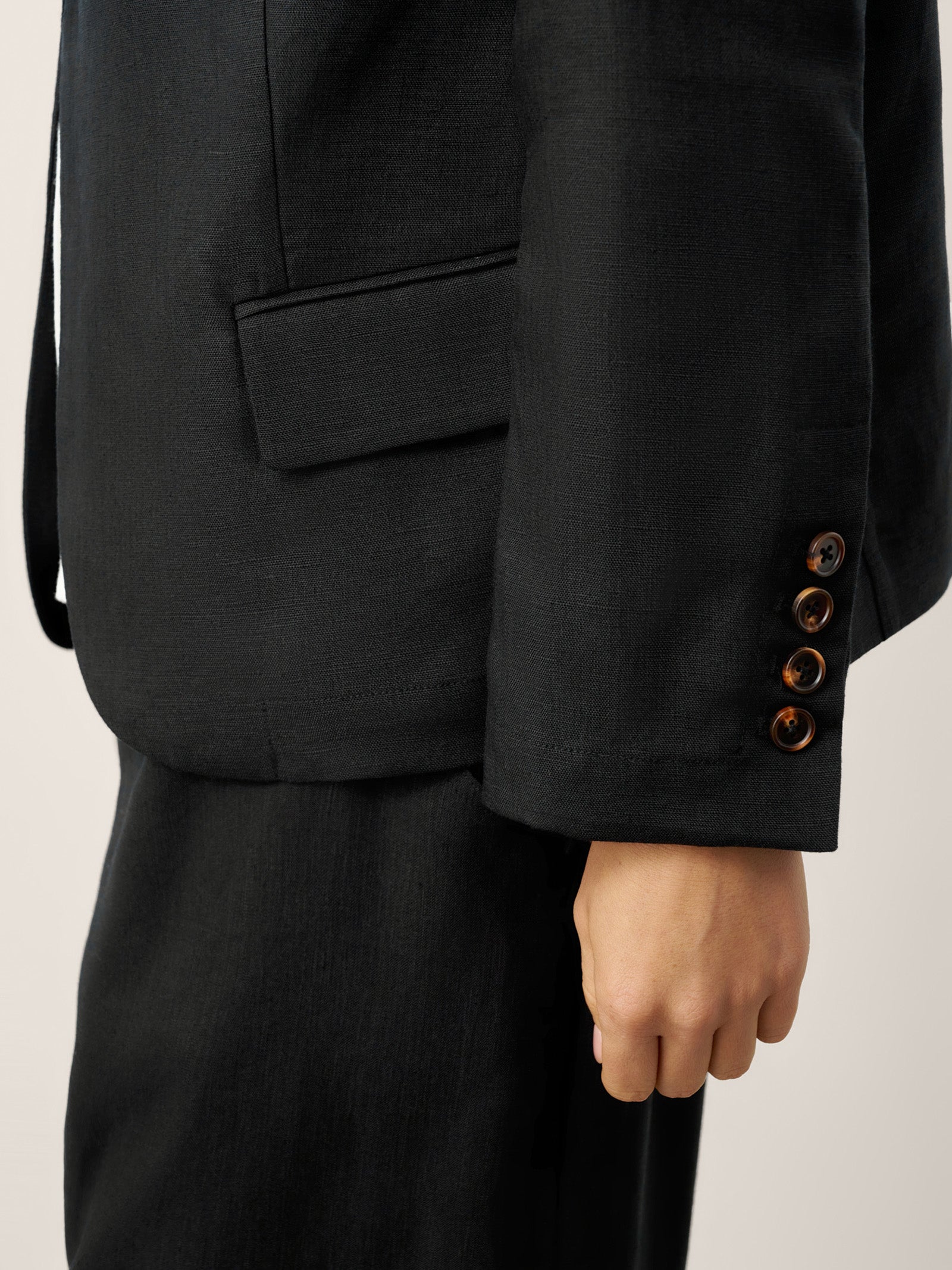 Linen-Lyocell Relaxed V-neck Tailored Blazer VERITY