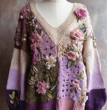 Women's Casual Vintage Bohemian V-neck Top With Ethnic-style Long Sleeves