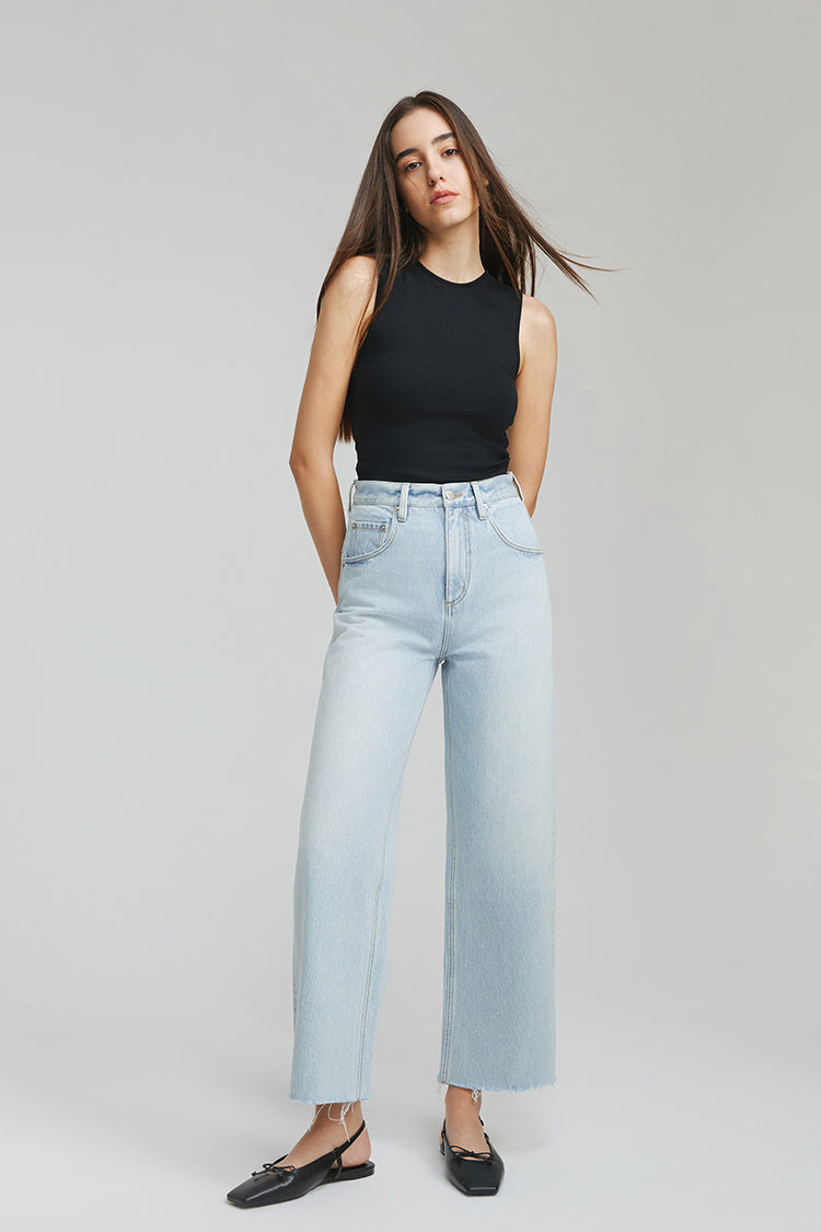 Moon Curve Raw Hem Crop Jeans HJ129